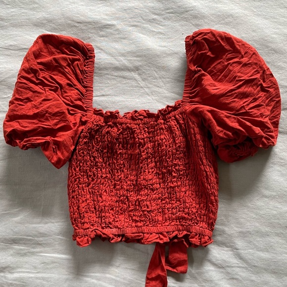 Sezane Tops - Sezane Loan Puff Sleeve Smocked Crop Top